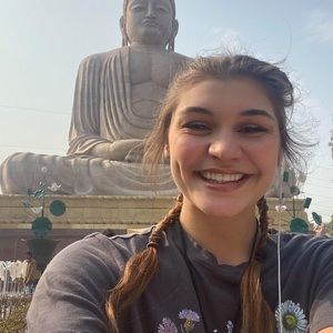 Meet your Posher, Rachel